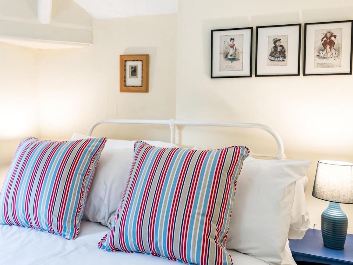Pass The Keys Cosy 2 Bedroom Victorian Cottage Ludlow Εξωτερικό φωτογραφία