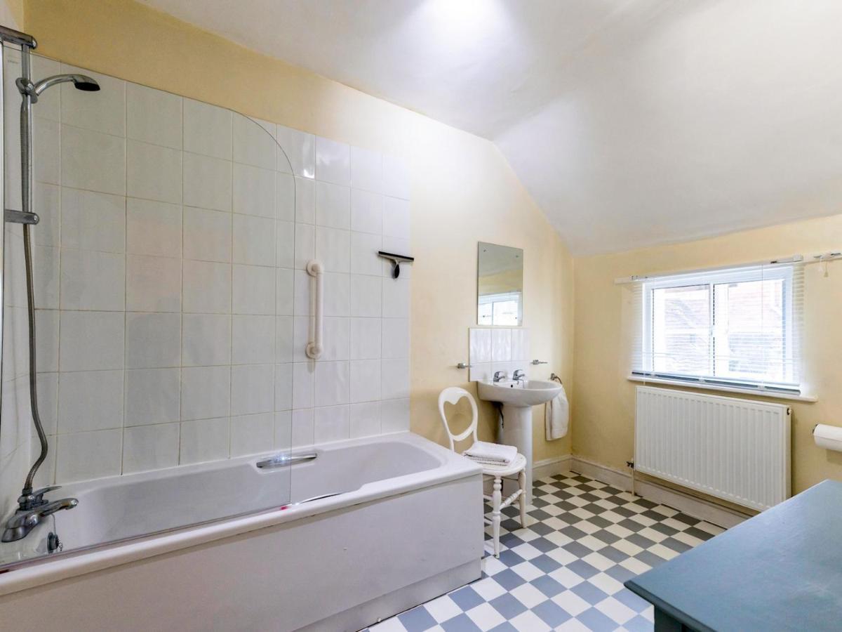 Pass The Keys Cosy 2 Bedroom Victorian Cottage Ludlow Εξωτερικό φωτογραφία